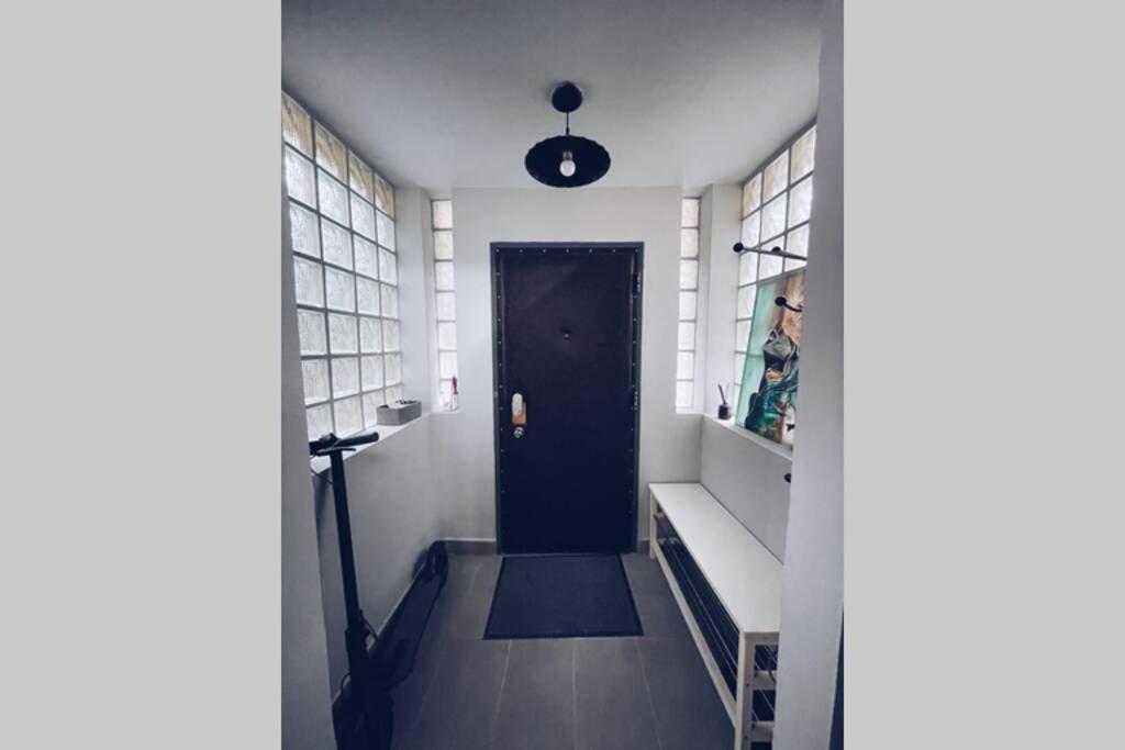 ☆Modern High Ceiling Apartment - Heart Of The City Oradea Εξωτερικό φωτογραφία